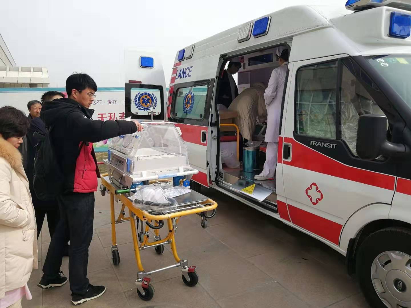 黔东南救护车转院